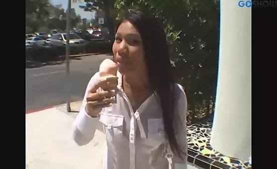 Attractive Asian Selfpleasuring with Fingers and Dildo